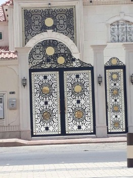 Laser Designed Gates design 11 by Paradiso Technologies